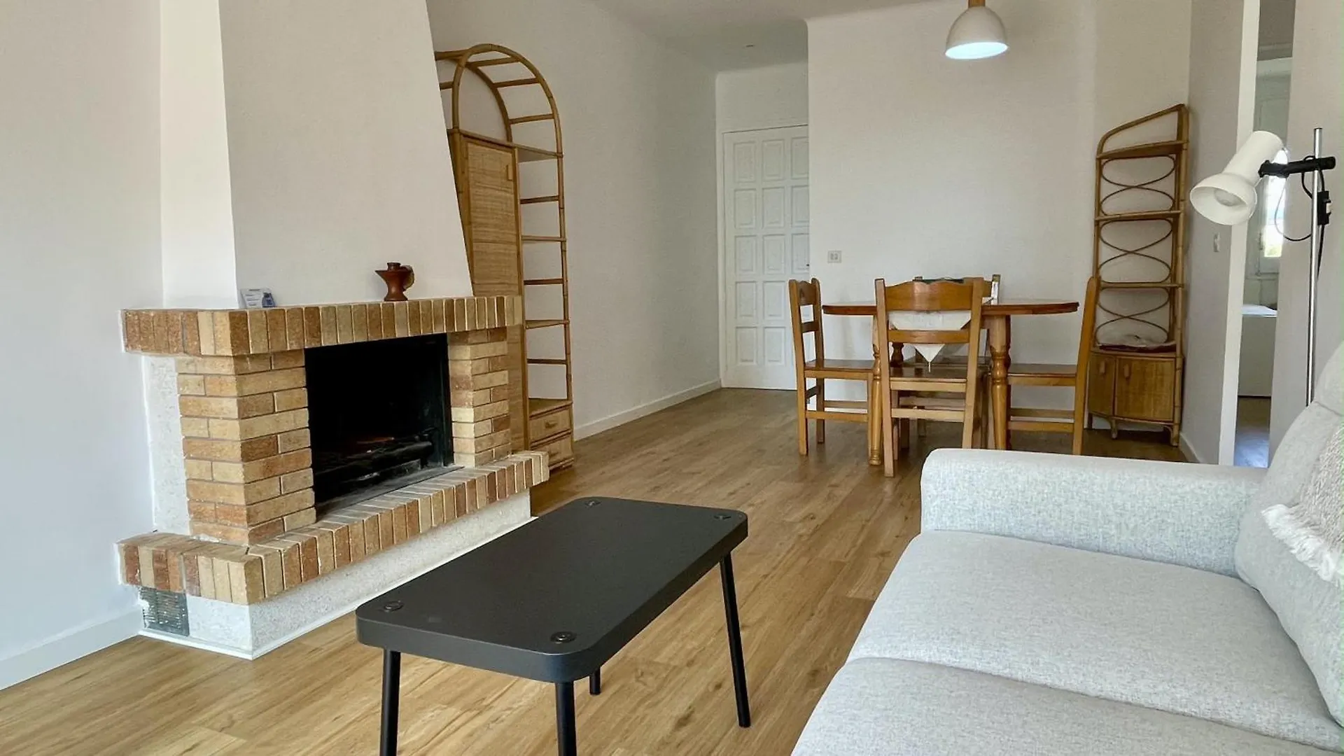 Migjorn A 1-2 Apartament 埃斯塔蒂特
